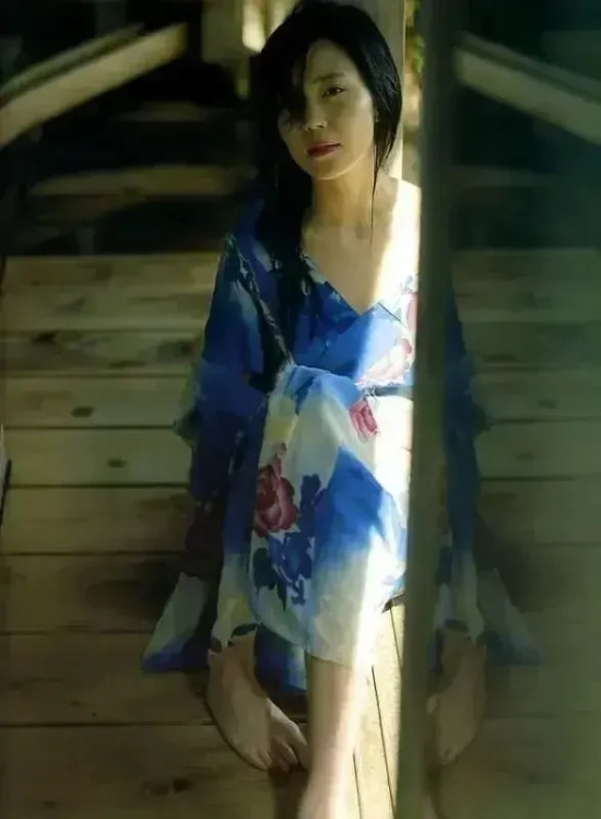 绝美气质木村佳乃ins图集：日本影视史上最斩男御姐！