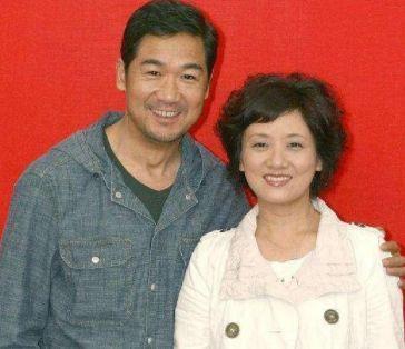 张国立被爆出轨，邓婕手撕“第三者”袁立？网友：老实人都是装的