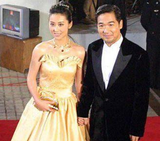 张国立被爆出轨，邓婕手撕“第三者”袁立？网友：老实人都是装的