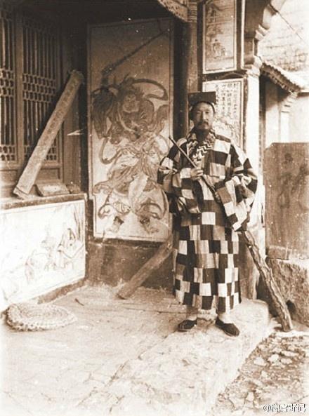 电影《道士下山》里的道士，在真实世界里是什么样子