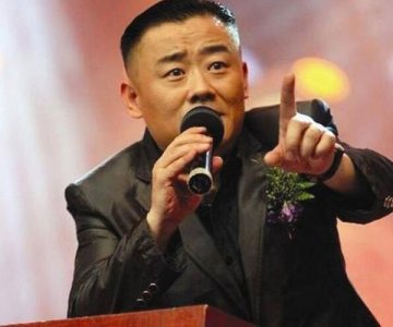 ​周立波怎么突然消失了 背景太强大没有想到