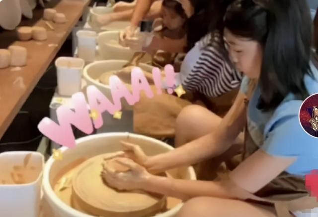 章子怡老公（章子怡身材纤瘦）