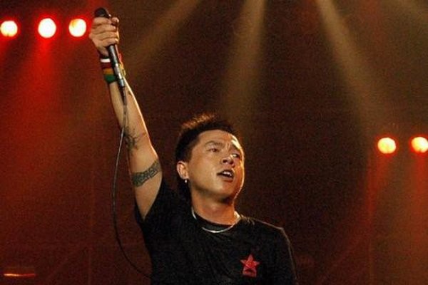 痛仰高虎老婆宁宁花十三 痛仰走过了低谷