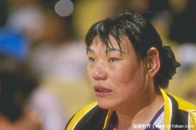 ​运动员郑海霞个人资料简介，奥尼尔是她忠实粉丝(最高女军人)