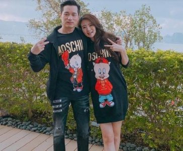 ​安以轩是顺产吗(赵丽颖冯绍峰一家三口合照)