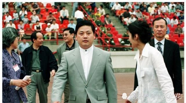 王均瑶老婆，均瑶集团董事长死因(均瑶集团儿子)