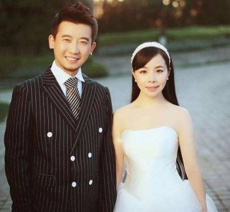 ​34岁王二妮顺产产子,晒儿子正面照报喜:当妈妈可真不容易
