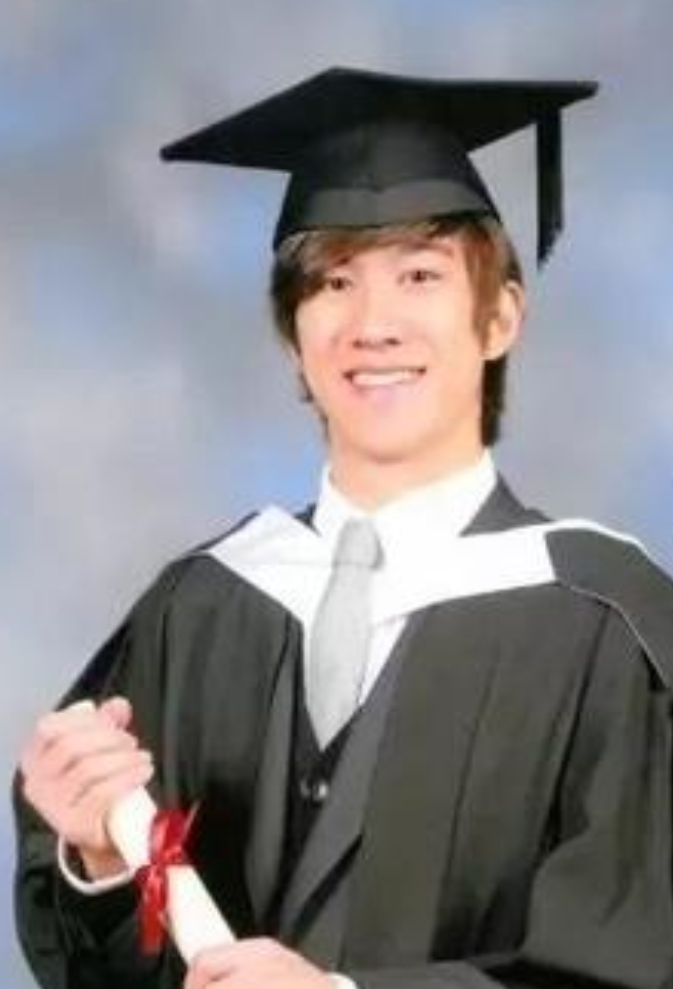 因学习跪地痛哭，为拍戏浑身是伤，爱挑战的李治廷凭借新作受关注