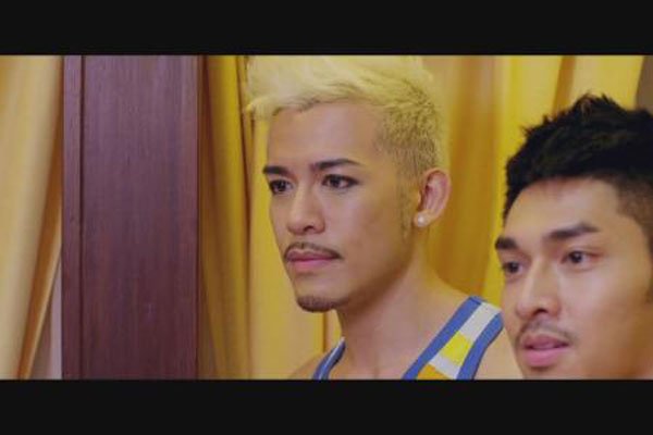 喜爱夜蒲1厕所激战视频 多人围观露骨警察都心动了