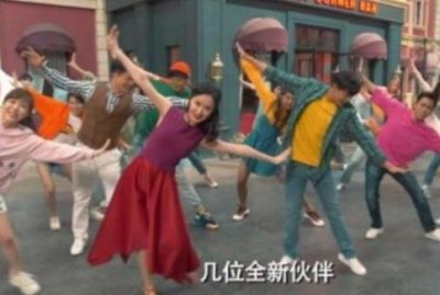 ​《爱情公寓5》胡一菲撑全场，曾小贤变客串，吕子乔当爸