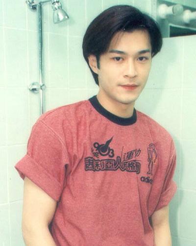 古天乐年轻时照片太帅了 白净小生一枚