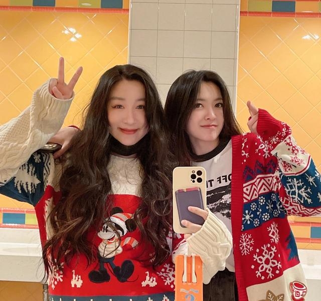 伍嘉成锤娜丽莎官宣(伍嘉成和锤娜丽莎) 伍嘉成锤娜丽莎 官宣 第3张