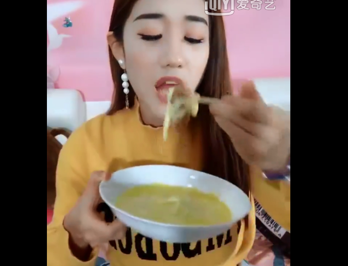 爱吃又爱搞怪的柠檬真名叫什么 她最大的特点就是搞怪