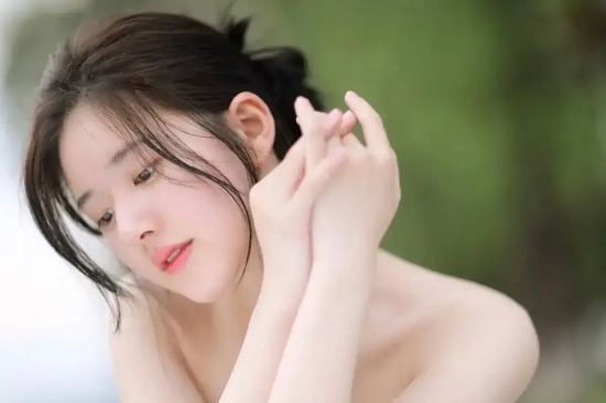 当年红遍贴吧的“初恋女神”：赵露思清纯唯美写真合集