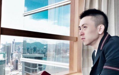 ​秦奋的老子是谁(秦奋老爸比王健林还有钱)