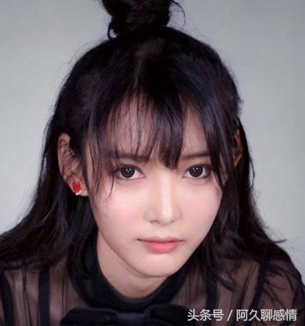 薛之谦MV御用女主角，有颜值有身材，拍了多部电影就是火不起来