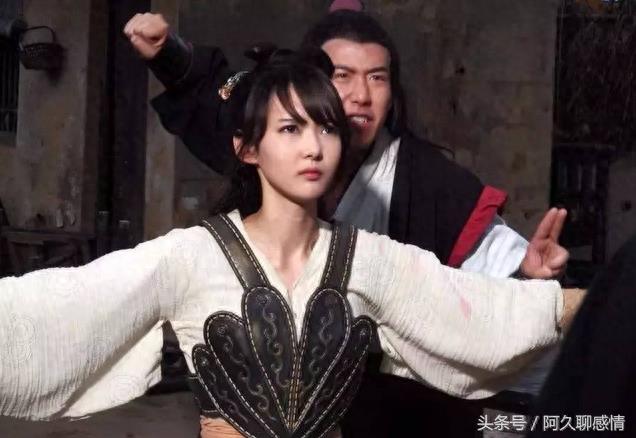 薛之谦MV御用女主角，有颜值有身材，拍了多部电影就是火不起来