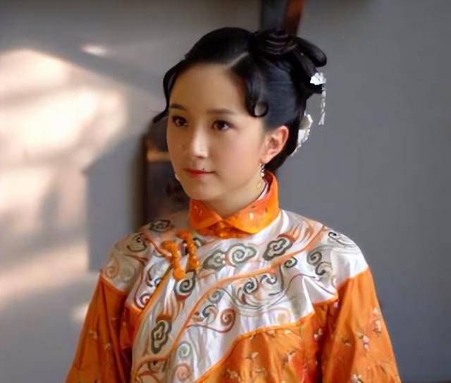 李倩图片个人资料（李倩嘴角的痣对她影响多大）
