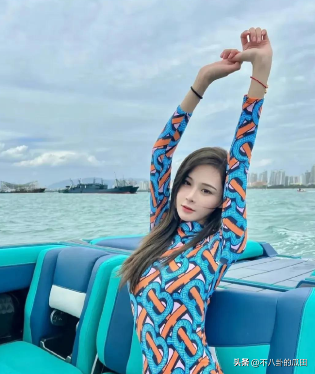 张颖颖主演新剧海报 所有只有汪小菲受伤的世界达成了  