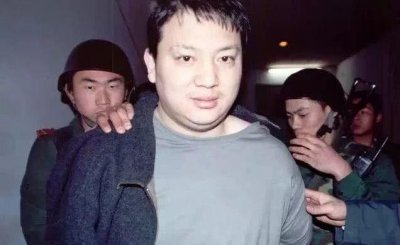 ​化学天才毒枭刘招华：自制毒品43吨赚取3000多万，最终被判死刑