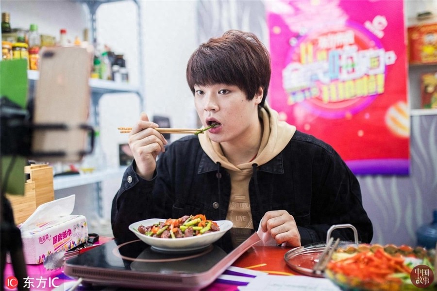 美食主播年入百万销售额破亿 一年免费吃上千万变胖五十斤！