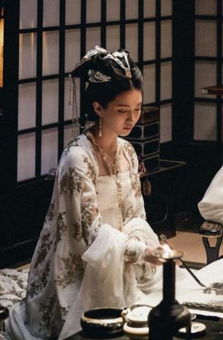 明星的名字大全（人长得好看名字也有韵味）(6)