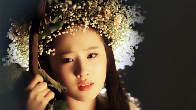 明星的名字大全（人长得好看名字也有韵味）(1)