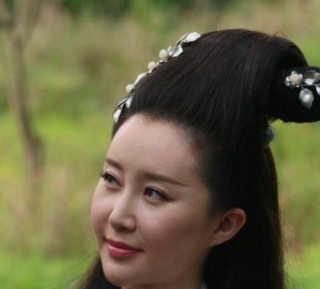 于朦胧整容前后对比照（满屏整容脸演员别再动脸了）