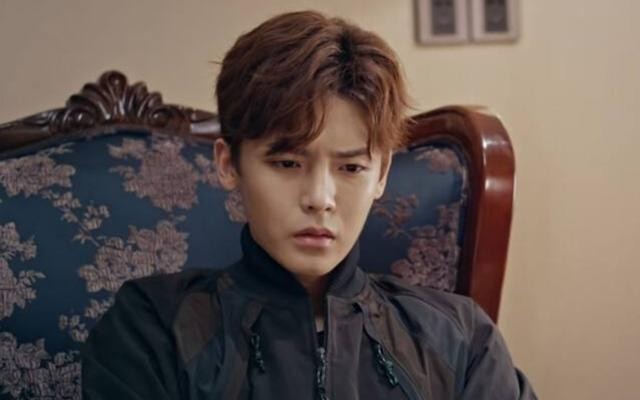 于朦胧整容前后对比照（满屏整容脸演员别再动脸了）