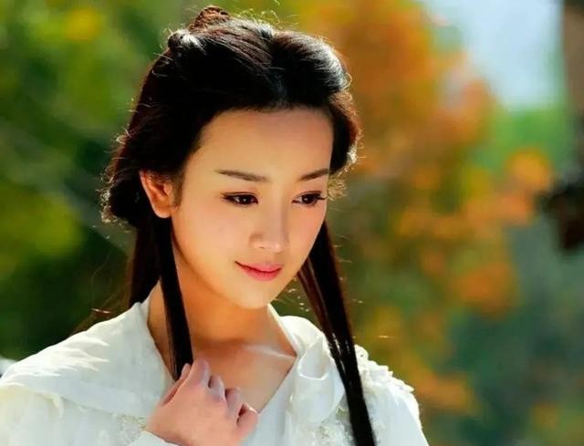 于朦胧整容前后对比照（满屏整容脸演员别再动脸了）