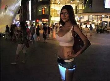女人乳房照片（请别关注巨乳她也有才华的好吗）