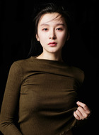 （李萌萌饰演）