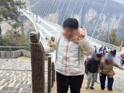 ​15岁女孩殒命铁轨，此前该路段已有至少17人身亡