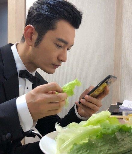 喝芹菜汁我瘦了20斤（黄晓明减脂20斤每天一杯刮油解）