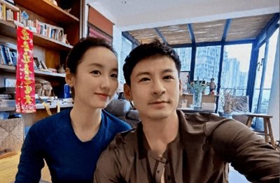 ​爆料：吕一老公与女学员手牵手抚摸脸颊，疑似婚内出轨