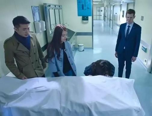 《如果可以这样爱》白考儿在祁树礼墓前表白，称是爱他的