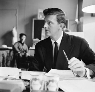 ​纪梵希为何终身未结婚