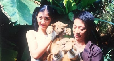 ​49岁的广东美女伍燕，父亲是警察，母亲是教师，丈夫从未出镜