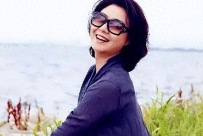 ​现代京剧第一美人：57岁还不会做饭做家务，闹过四个绯闻丈夫