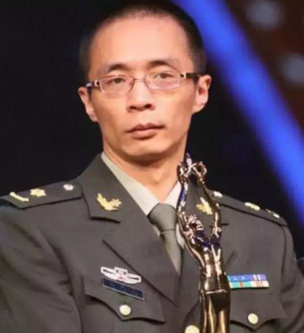 长津湖三位导演分别负责哪三部分(三大著名导演七大顶流演员)(6)