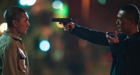 冰雨火哪个警察是内鬼