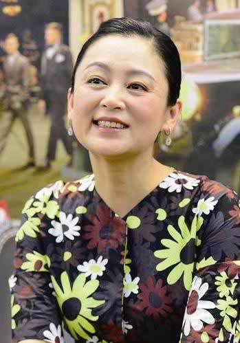 陈红离婚,陈凯歌前妻有几个(陈凯歌妻子陈红现状) 陈红离婚,陈凯歌前妻有几个(陈凯歌妻子陈红现状)