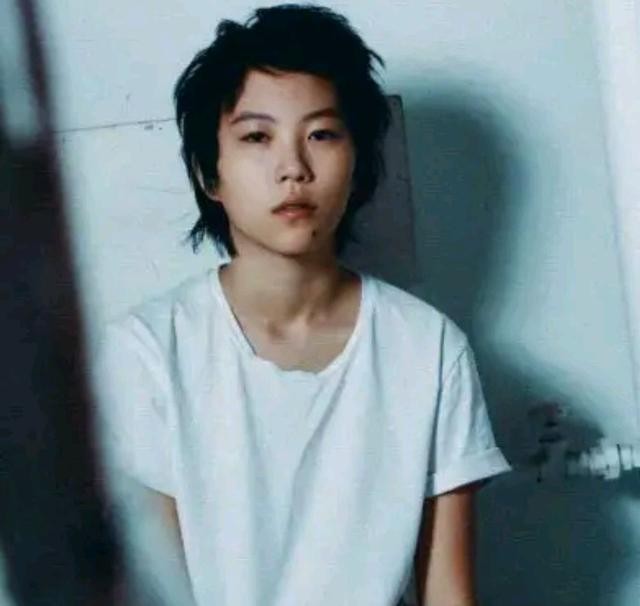 周迅窦靖童实锤结婚?(传窦靖童公开承认同性恋出柜)