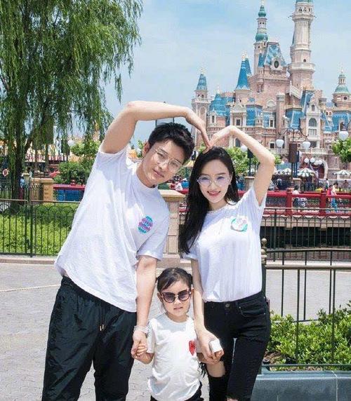 李小璐贾乃亮最近情况