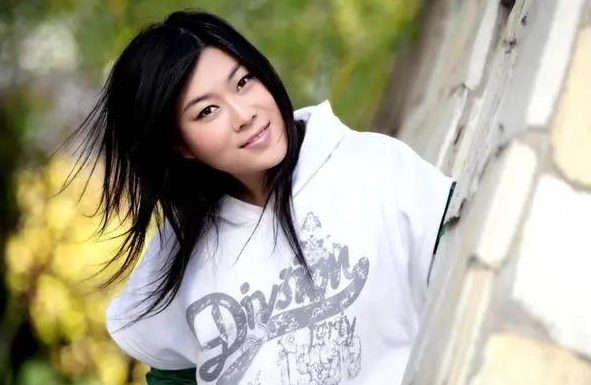 西单女孩牙膏品牌(西单女孩创立了什么品牌的牙膏) 西单女孩 牙膏 第4张 西单女孩牙膏品牌(西单女孩创立了什么品牌的牙膏) 西单女孩 牙膏 第4张