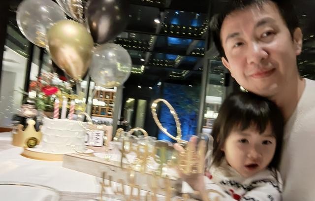 李呈媛老公的个人资料(李呈媛与老公合照)