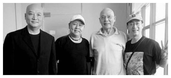 沙僧闫怀礼去世时，非等八戒到场才肯闭眼，八戒到场只说了1句话