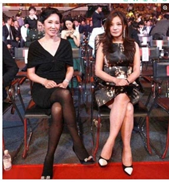 王健林老婆林宁,自己拥有投资集团,气质不凡,背景深厚