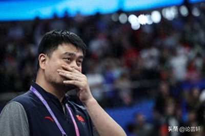 ​中国男篮付豪女友：大长腿纤细有线条，身材傲人，颜值与实力并存