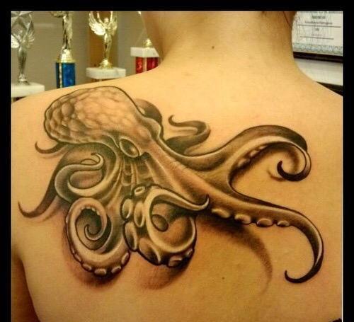 亮爆眼球的八爪鱼纹身
